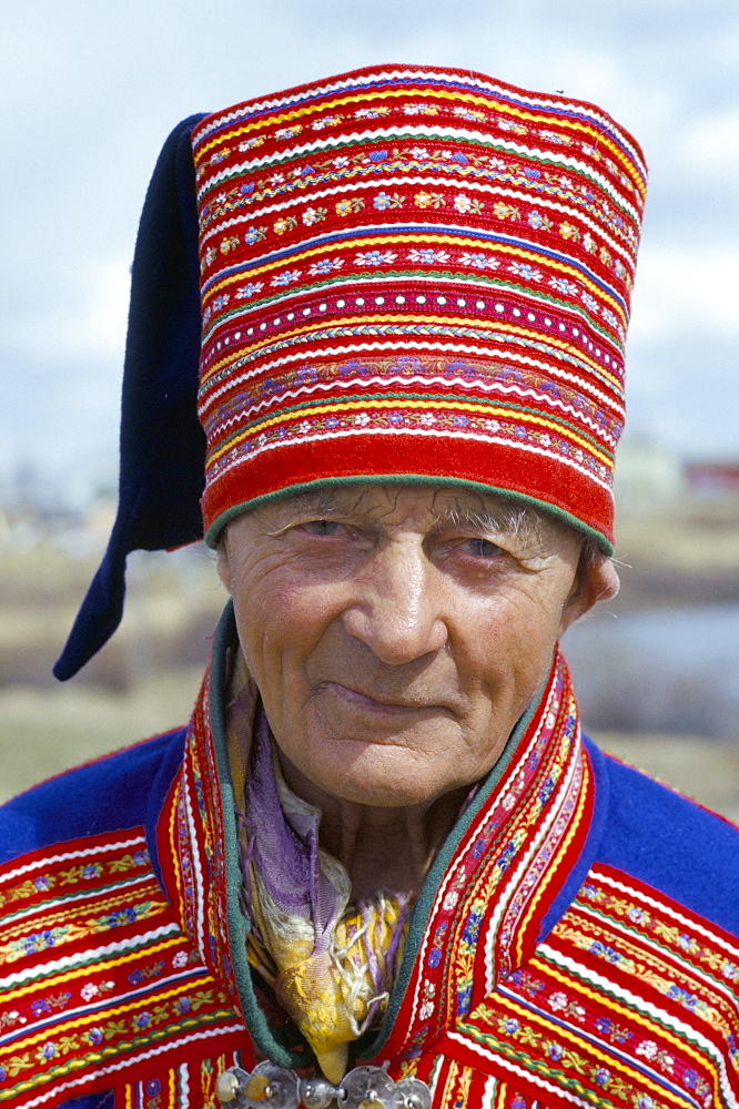 Sami man (Lapplander) in Kautokeino costume, Finnmark, Arctic Norway, Norway, Scandinavia, Europe