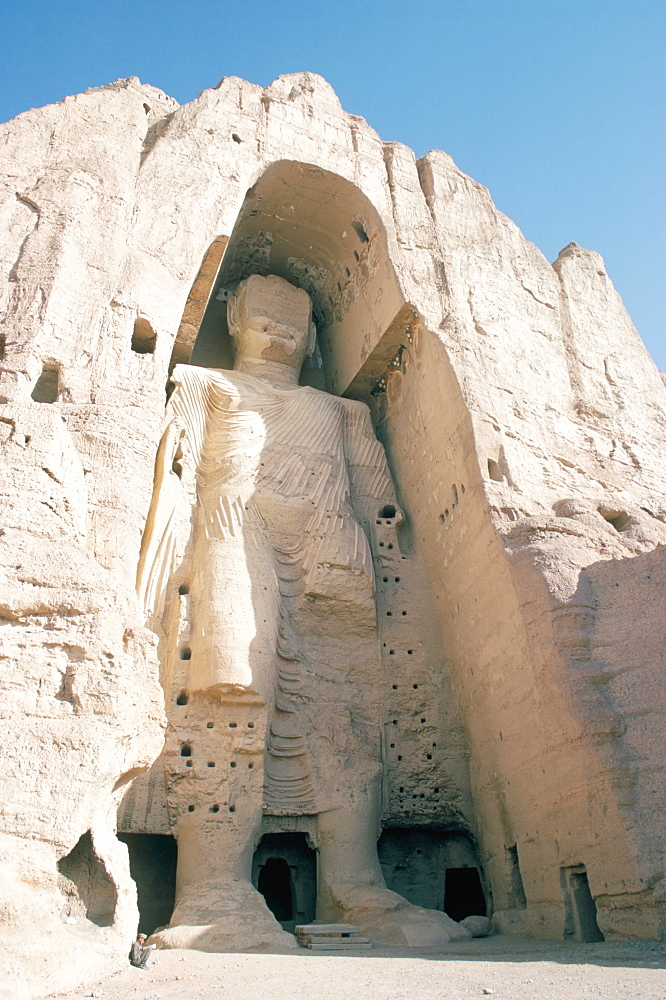 Defaced statue of the Buddha, 55m tall, carved in cliff by monks, since destroyed by the Taliban, UNESCO World Heritage Site, Bamiyan, Afghanistan, Asia