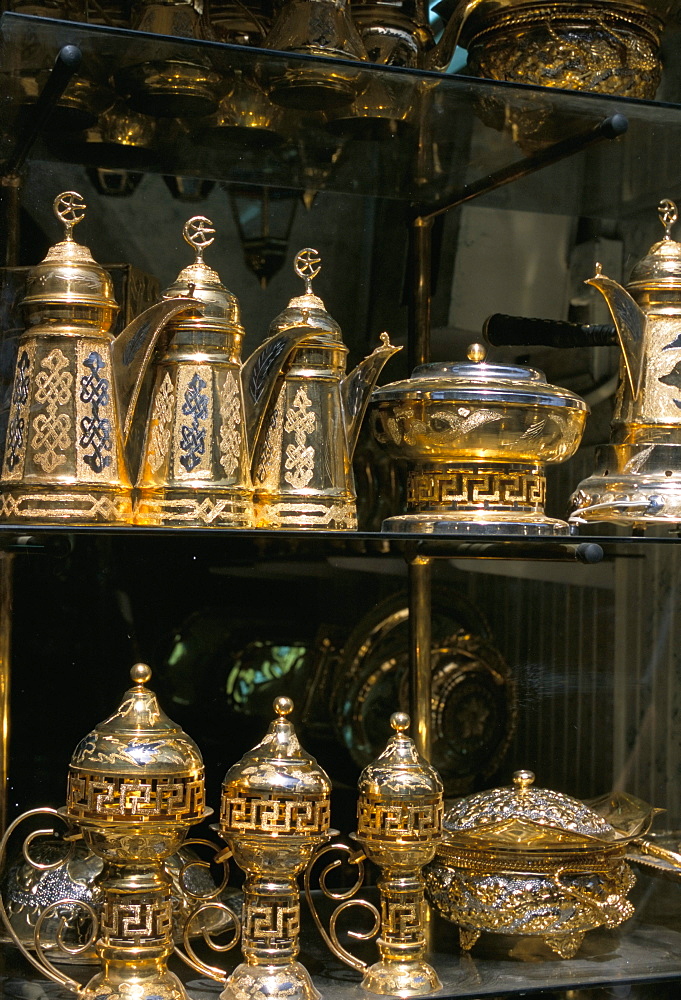 Coffee pots for sale at Souq al-Hamidiyya, Old City's main covered market, Damascus, Syria, Middle East