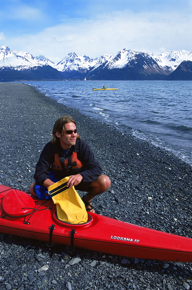 Kayaking, Resurrection Bay, gateway to Kenai Fjords, Chugach Mountain Range, Seward, Alaska, United States of America, North America