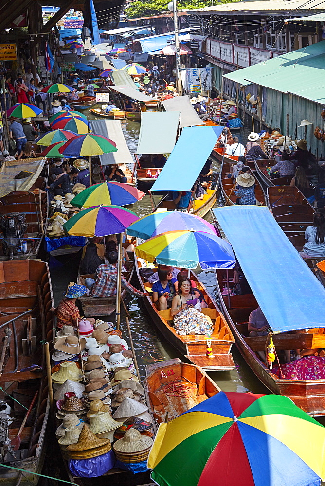 Dumnoen Saduak Floating Market, Bangkok, Thailand, Southeast Asia, Asia