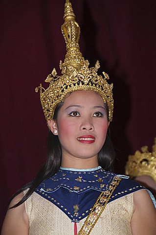 Traditional dancers, Luang Prabang, Laos, Indochina, Southeast Asia, Asia