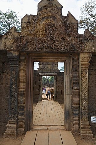 Banteay Srei Hindu temple, near Angkor, UNESCO World Heritage Site, Siem Reap, Cambodia, Indochina, Southeast Asia, Asia