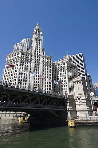 Bridge over the Chicago River with the Wrigley Building in background, Chicago, Illinois, United States of America, North America