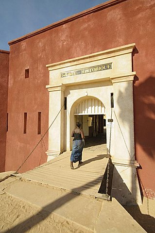 D'Estr•À?es Fort now a museum of slavery, Goree Island, UNESCO World Heritage Site, near Dakar, Senegal, West Africa, Africa