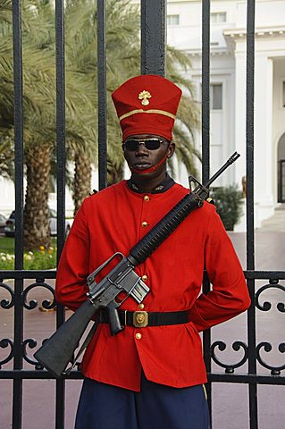 Guard at the Presidential Palace, Dakar, Senegal, West Africa, Africa