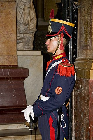 Guard at Mausoleum of Argentina's liberator General Jose de San Martin, Metroplitan Cathedral, Plaza de Mayo, Buenos Aires, Argentina, South America