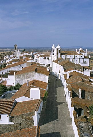 Hill village of Monsaraz near the Spanish border, Alentejo region, Portugal, Europe