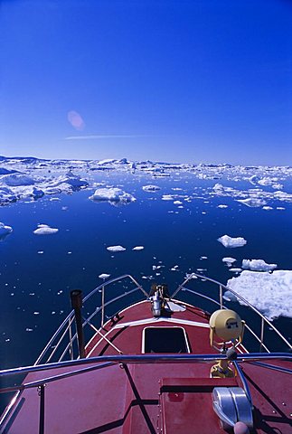 Icebergs from the icefjord, Ilulissat, Disko Bay, Greenland, Polar Regions