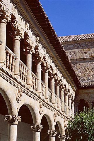 The fine cloisters of the Convento de las Duenas, Salamanca, Castilla-Leon (Castile), Spain, Europe