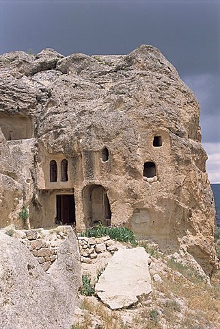 Cave dwellings, near Goreme, Cappadocia, Anatolia, Turkey, Asia Minor, Asia