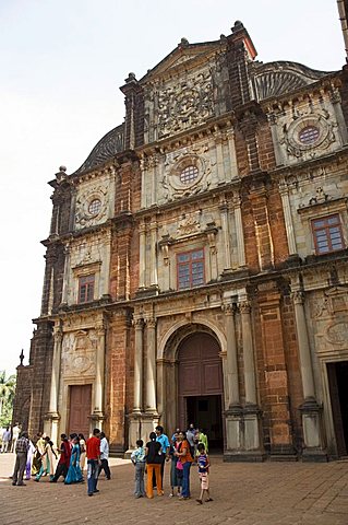 The Basilica of Bom Jesus, built 1594, Old Goa, UNESCO World Heritage Site, Goa, India, Asia