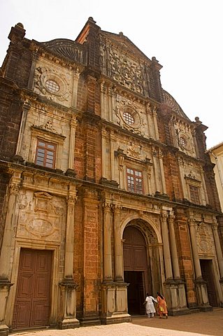 The Basilica of Bom Jesus, built 1594, Old Goa, Goa, India