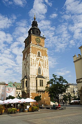 Town Hall Tower (Ratusz), Main Market Square (Rynek Glowny), Old Town District (Stare Miasto), Krakow (Cracow), UNESCO World Heritage Site, Poland, Europe