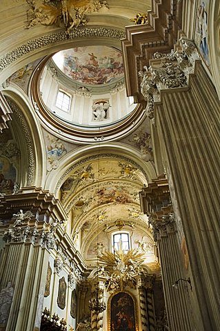 Church of St. Anne's, one of Poland's most beautiful Baroque churches, Old Town District (Stare Miasto), Krakow (Cracow), UNESCO World Heritage Site, Poland, Europe