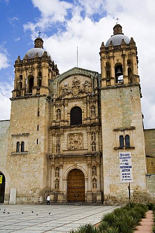 Church of Santo Domingo, Oaxaca City, Oaxaca, Mexico, North America