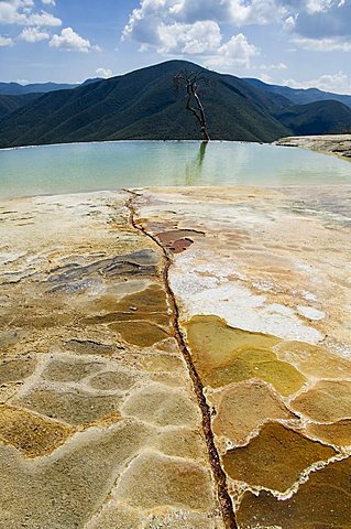 Hierve el Agua (the water boils), hot springs, water rich in minerals bubbles up from the mountains and pours over edge, Oaxaca, Mexico, North America