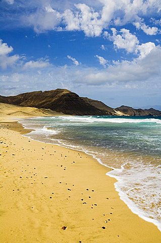 Praia Salamansa, Sao Vicente, Cape Verde Islands, Atlantic Ocean, Africa