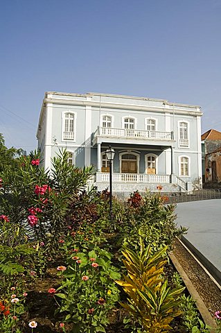 Old colonial style building, Sao Filipe, Fogo (Fire), Cape Verde Islands, Africa