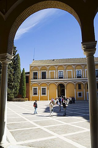 Patio de la Monteria, Real Alcazar, UNESCO World Heritage Site, Santa Cruz district, Seville, Andalusia (Andalucia), Spain, Europe