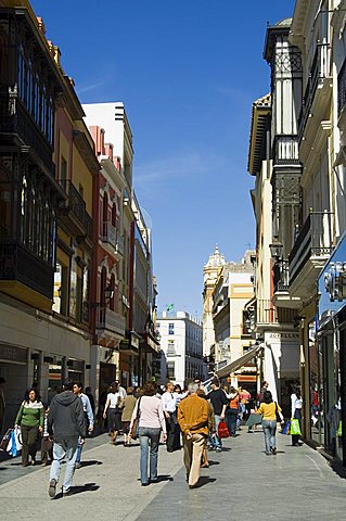 Main shopping district, Tetuan Street near Sierpes Street, Seville, Andalusia, Spain, Europe