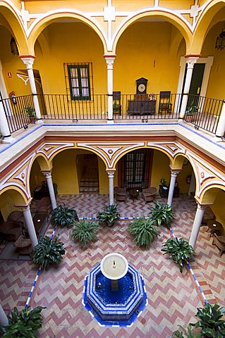 Typical riad style house now converted into Hotel Las Casas de la Juderia, Santa Cruz district, Seville, Andalusia, Spain, Europe