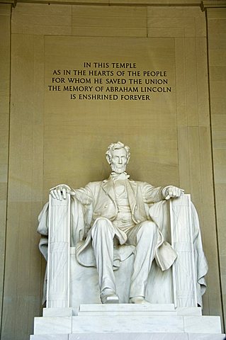 Statue of Abraham Lincoln in the Lincoln Memorial, Washington D.C. (District of Columbia), United States of America, North America