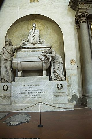 Tomb of Dante, Santa Croce church, Florence (Firenze), UNESCO World Heritage Site, Tuscany, Italy, Europe