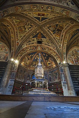 Baptistry of the Duomo (Cathedral), Siena, Tuscany, Italy, Europe