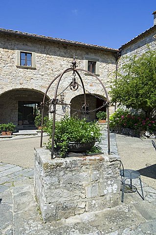 Castello di Spaltenna, now a hotel, Gaiole in Chianti, Chianti, Tuscany, Italy, Europe