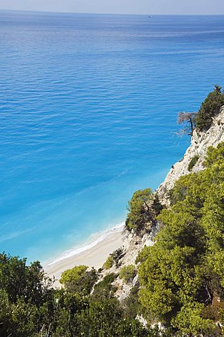 Egremnoi Beach, 400 steps to get down to it and reported to be one of the top beaches in Europe, on west coast of Lefkada (Lefkas), Ionian Islands, Greek Islands, Greece, Europe