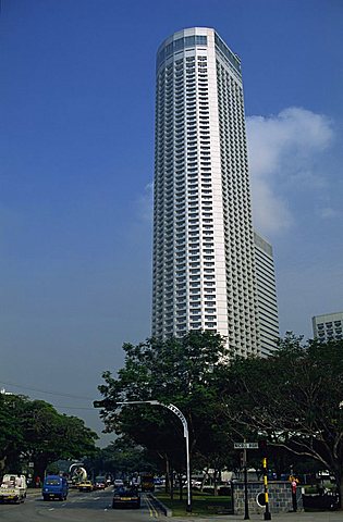 Exterior of the Westin Stamford Hotel, the world's tallest hotel, in Singapore, Southeast Asia, Asia