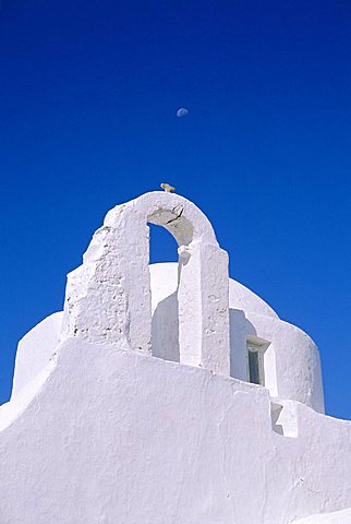 Paraportiani Church in the Alefkandra district of the old town, Mykonos, Cyclades Islands, Greece, Europe