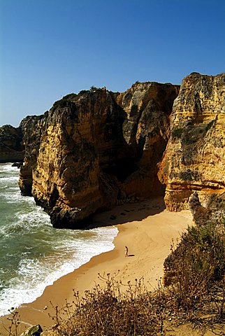 Praia da Dona Ana beach near Lagos, Western Algarve, Portugal