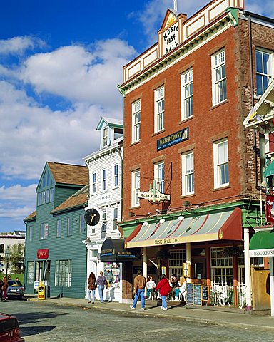 Thames Street, Newport, Rhode Island, USA