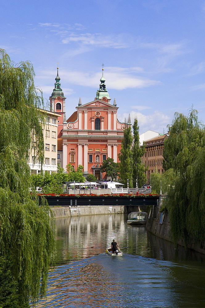 River Ljubljanica, Ljubljana, Slovenia, Europe