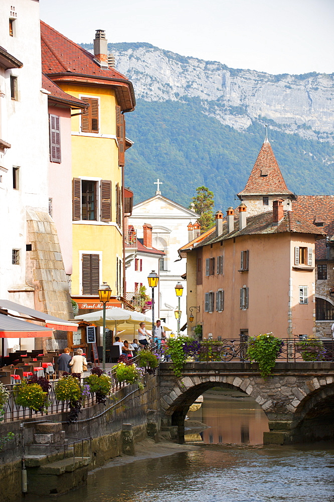 A view of the canal in the old town of Annecy, Haute-Savoie, France, Europe