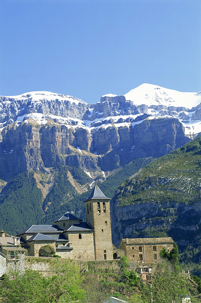 Snow-capped mountains of the Ordesa National Park in the Pyrenees, above Torla, Aragon, Spain, Europe