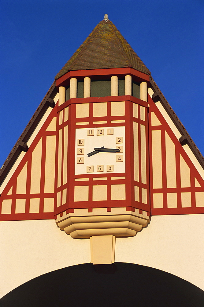 Market place, Le Touquet, Nord, France, Europe