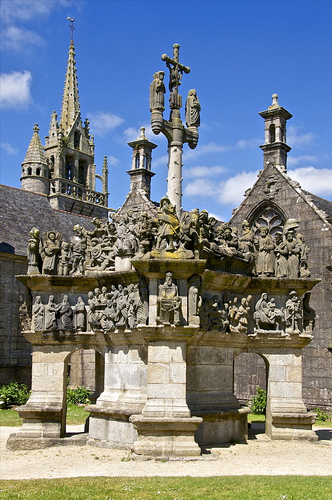 Calvary dating from between 1581 and 1588, Passion of Christ, Guimiliau parish enclosure, Finistere, Brittany, France, Europe