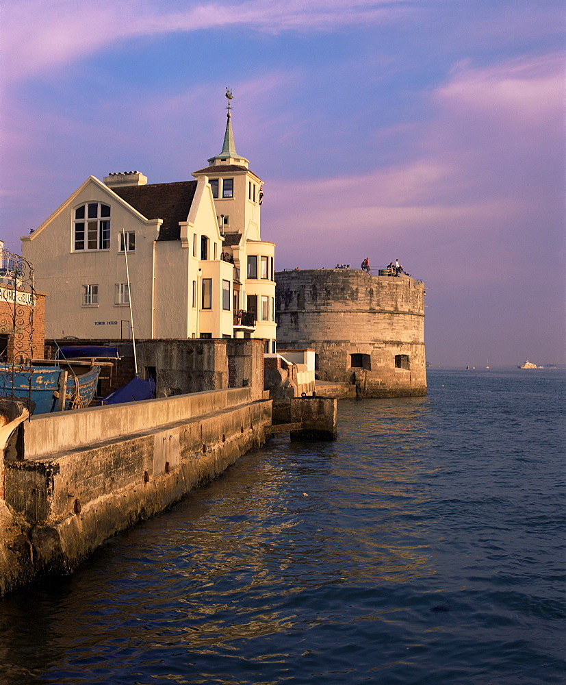 Round Tower, Old Portsmouth, Portsmouth, Hampshire, England, United Kingdom, Europe