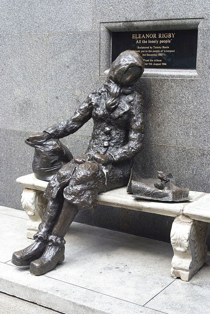 Statue by Tommy Steele of the eponymous woman of the Beatles song, Eleanor Rigby, Liverpool, Merseyside, England, United Kingdom, Europe