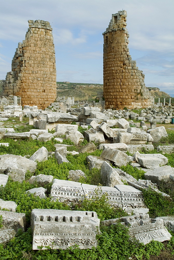 Roman ruins, Perge, Anatolia, Turkey, Asia Minor, Eurasia