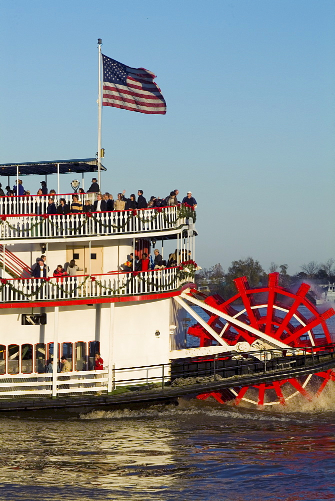 Sternwheeler on the Mississippi River, New Orleans, Louisiana, United States of America, North America