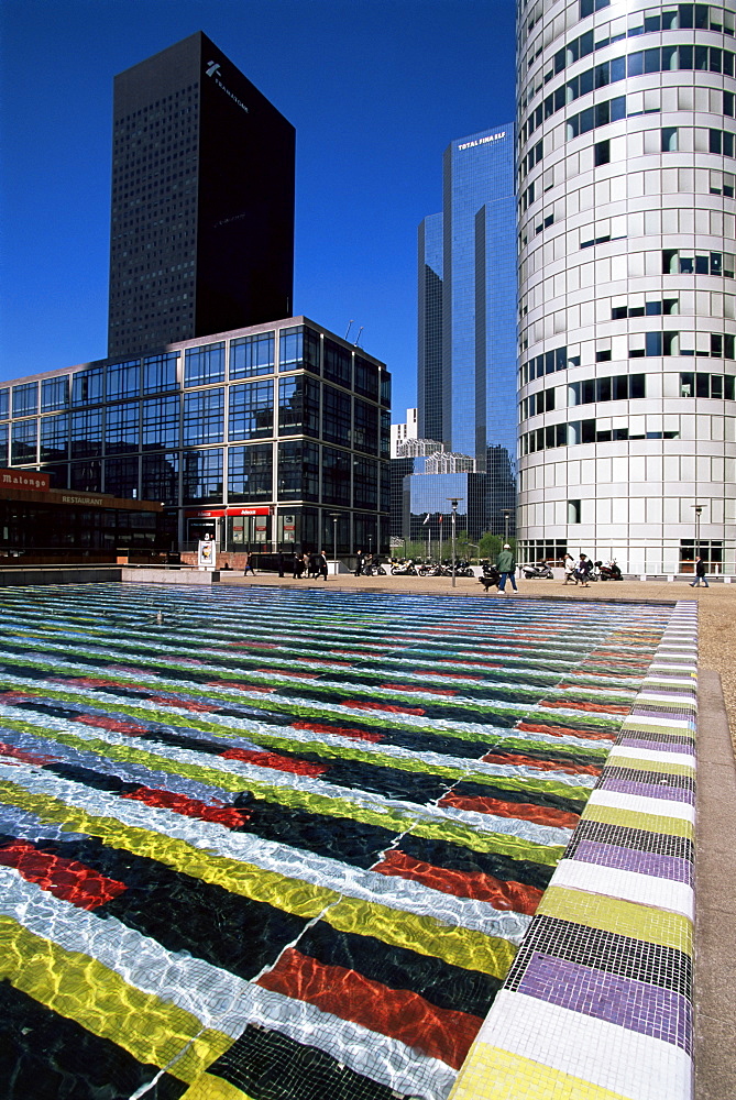 Coeur Defense and coloured pool, La Defense, Paris, France, Europe