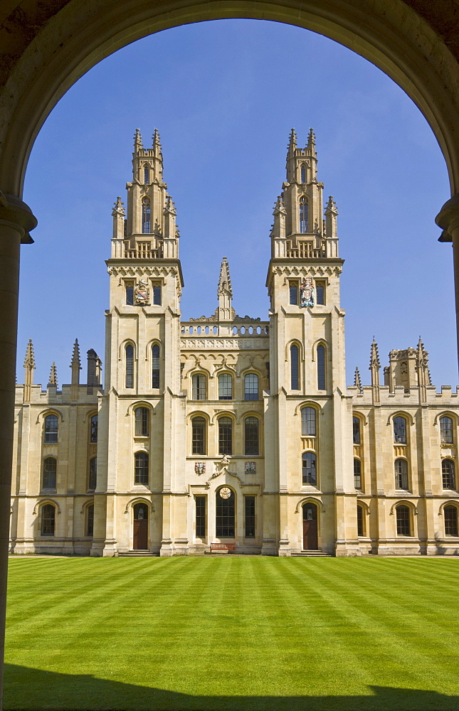 The inner walls and quadrangle of All Souls College, Oxford, Oxfordshire, England, United Kingdom, Europe