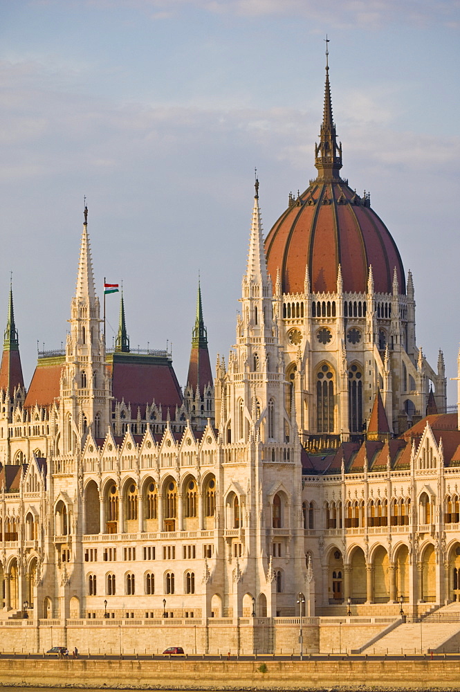 The neo-gothic Hungarian Parliament building, designed by Imre Steindl, UNESCO World Heritage Site, Budapest, Hungary, Europe