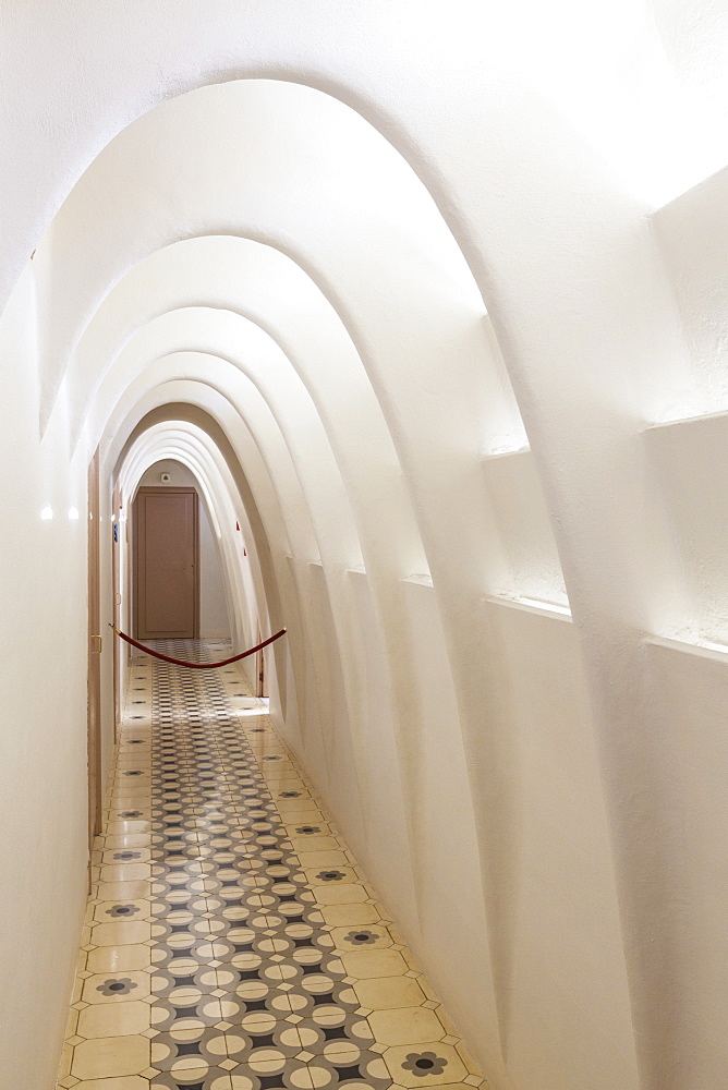 Inside corridor of Casa Batllo, a modernist building by Antoni Gaudi, UNESCO World Heritage Site, Passeig de Gracia, Barcelona, Catalonia (Catalunya), Spain, Europe