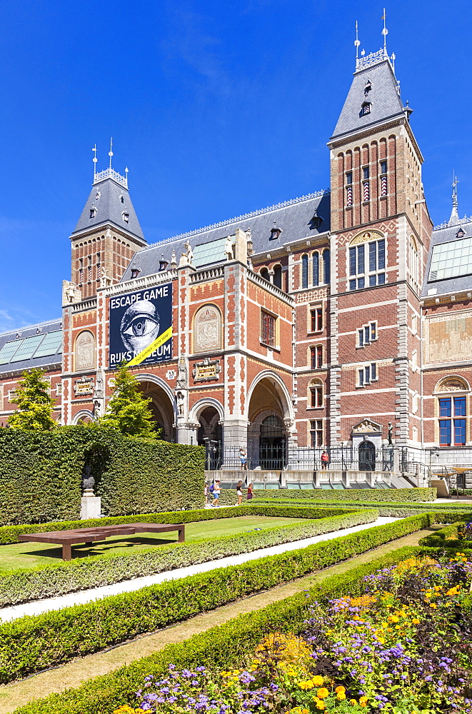 Gardens of the Rijksmuseum, Dutch Art gallery and museum, Amsterdam, North Holland, Netherlands, Europe