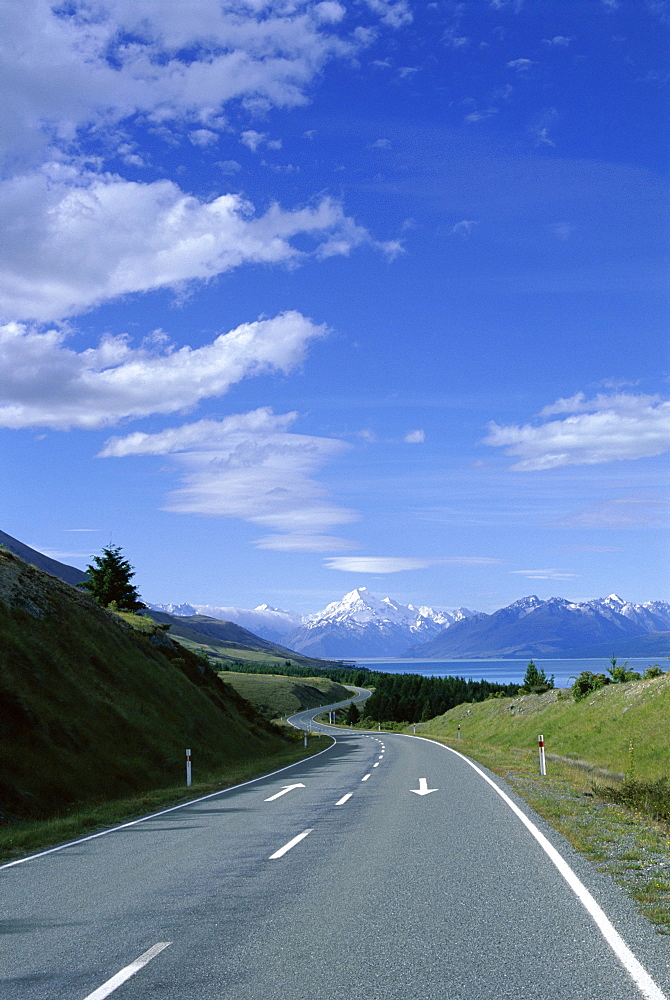 Road to Mount Cook, Mount Cook National Park, South Island, New Zealand, Pacific